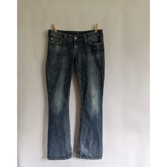 Silver Jeans Co. Pioneer, 30W/31L. Low rise, boot cut, buttoned butt - Picture 1 of 11